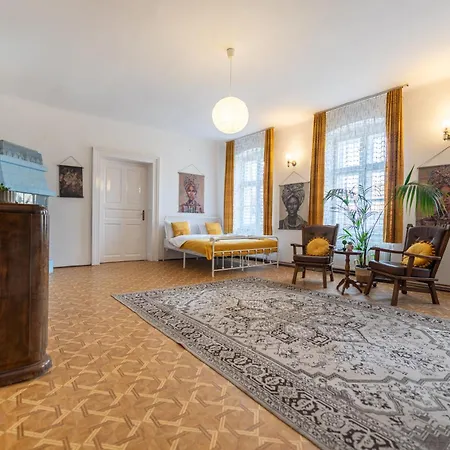 公寓 Boho Flat - 100m2 In Centrul Vechi - Self Check-in 布拉索夫