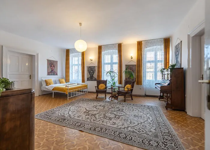 公寓 Boho Flat - 100m2 In Centrul Vechi - Self Check-in